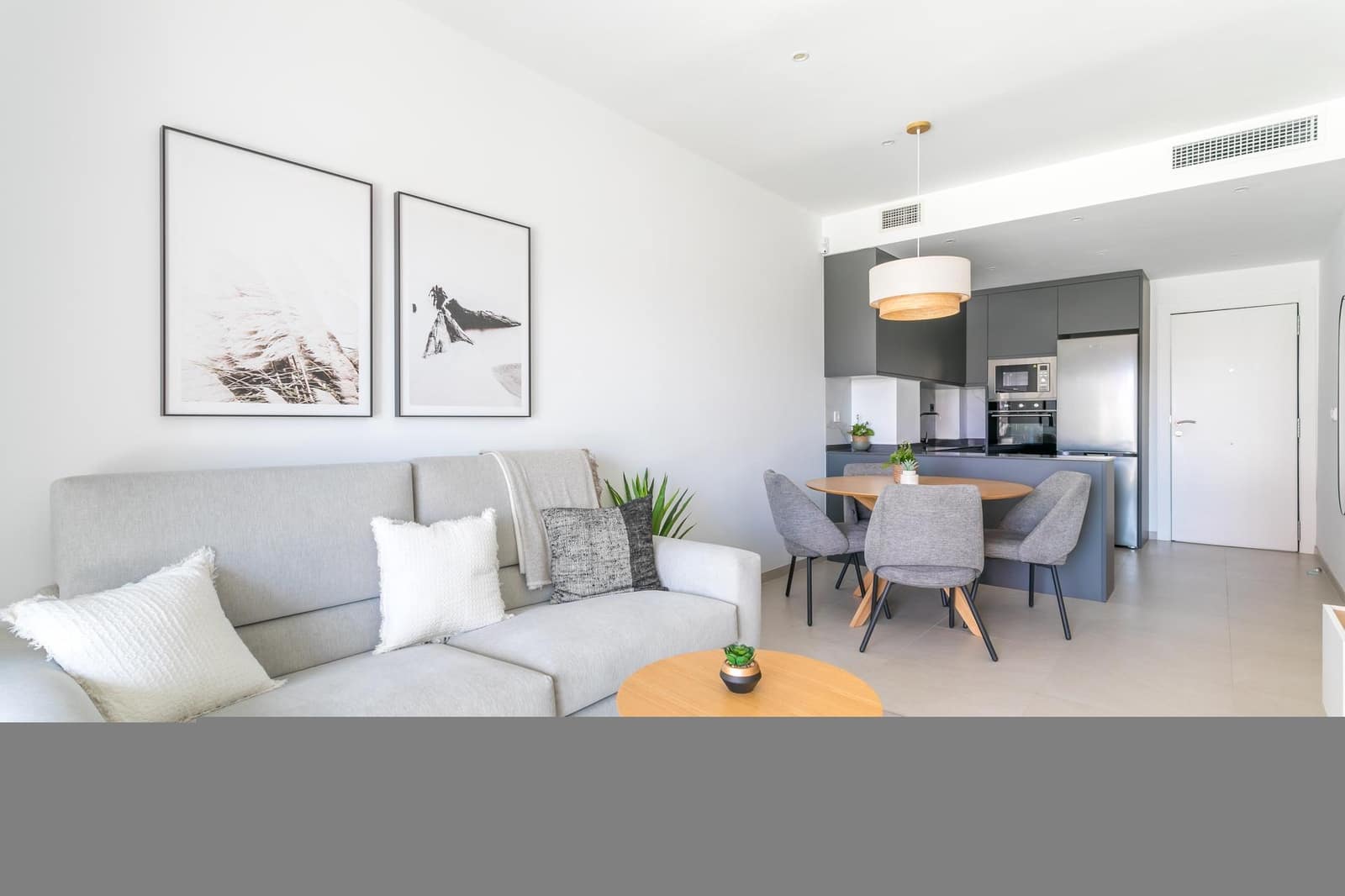 3 sypialnia Penthouse na sprzedaż w Torrevieja z basenem - 540 000 € (Ref: 9596066)