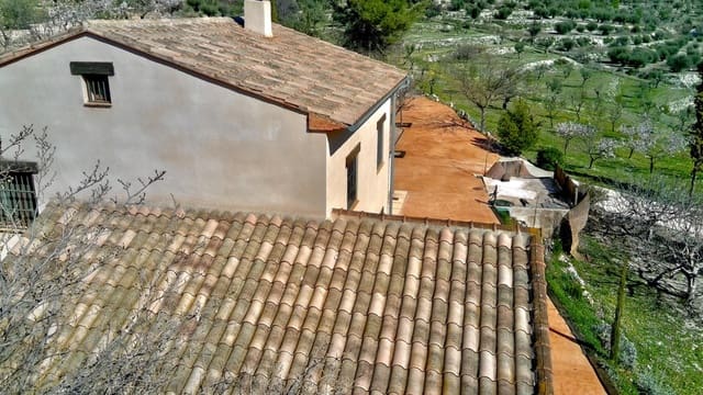 4 quarto Quinta/Casa Rural para venda em Penàguila com piscina garagem - 675 000 € (Ref: 9604926)