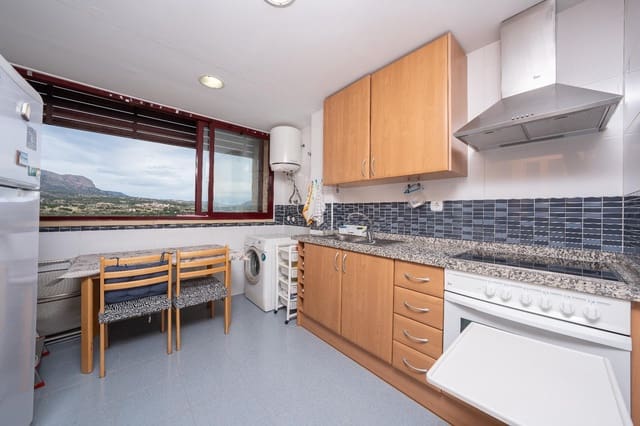 2 makuuhuone Asunto myytävänä paikassa Via Parque, Benidorm mukana uima-altaan - 319 000 € (Ref: 9611476)