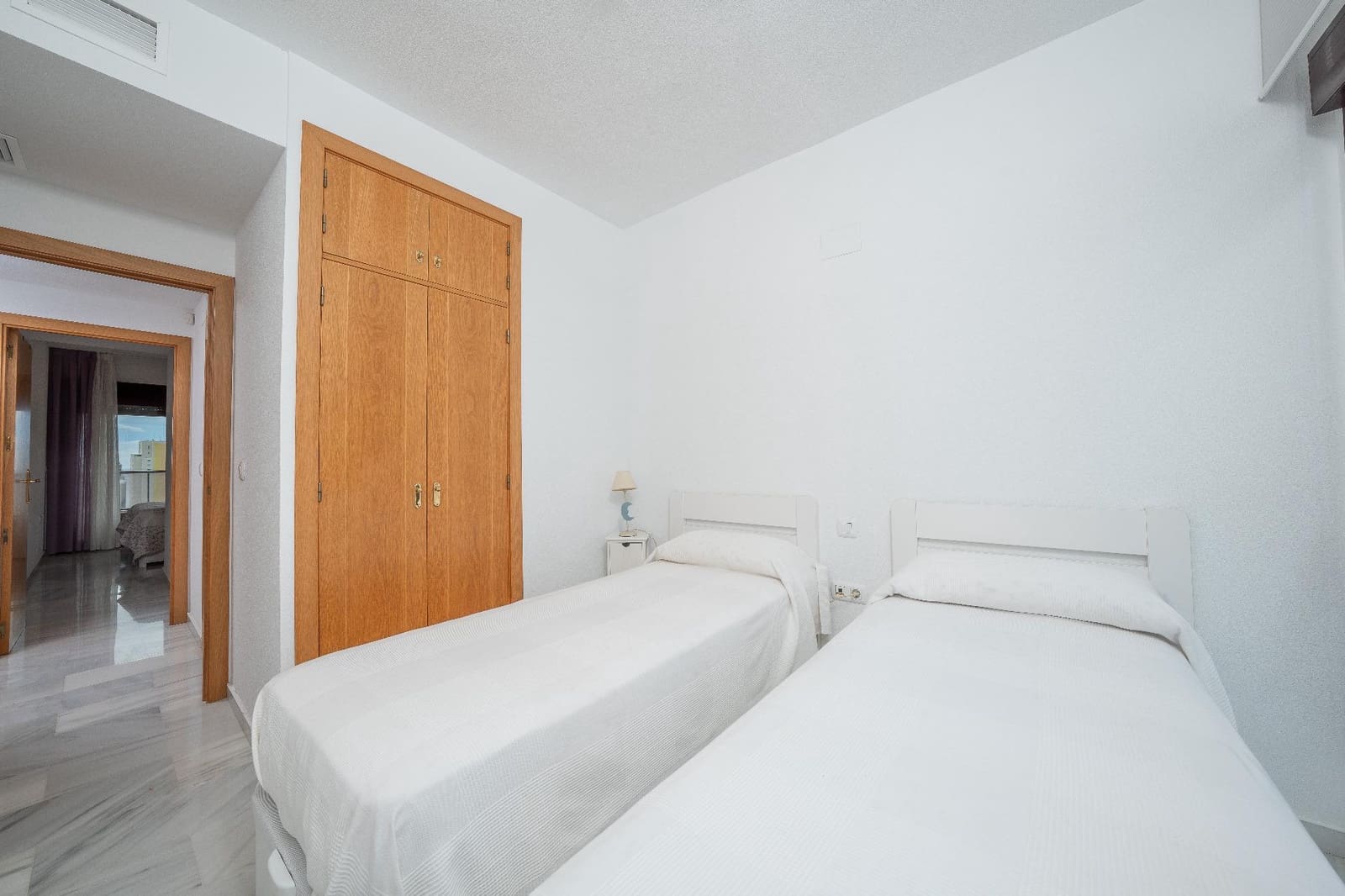 2 makuuhuone Asunto myytävänä paikassa Benidorm mukana uima-altaan - 319 000 € (Ref: 9611476)