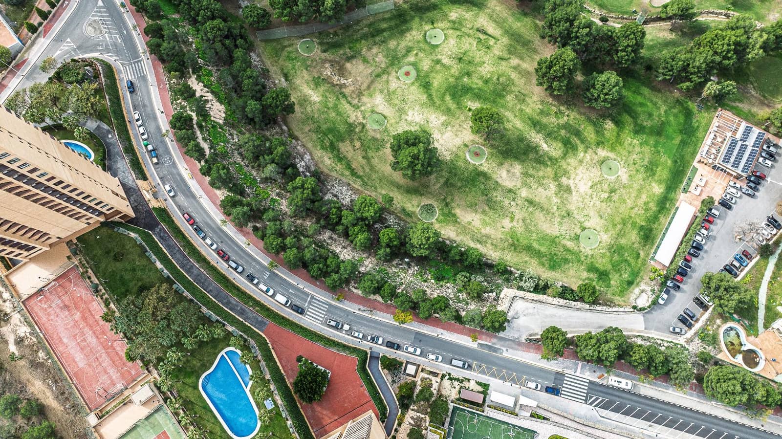 2 makuuhuone Asunto myytävänä paikassa Benidorm mukana uima-altaan - 319 000 € (Ref: 9611476)