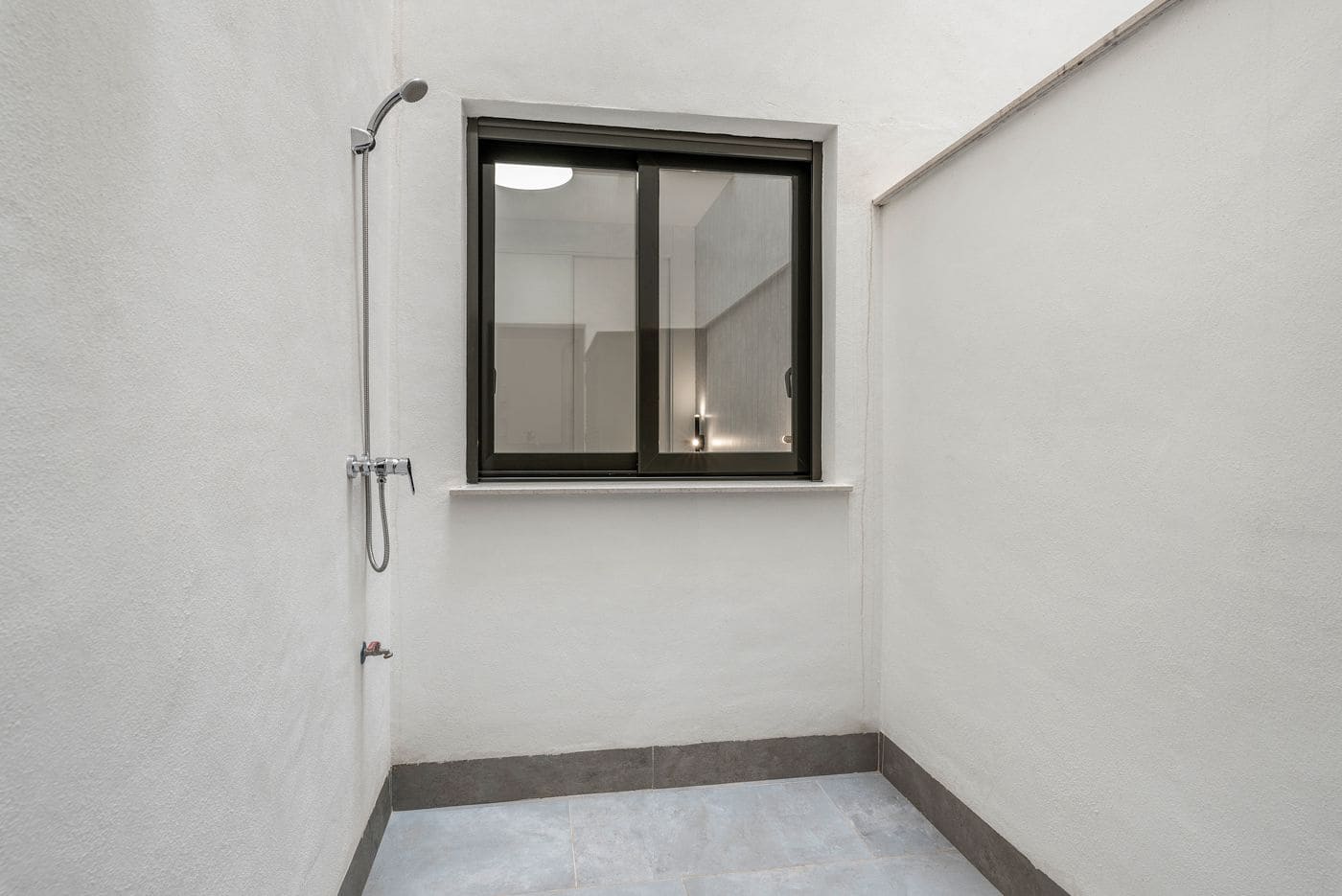 2 bedroom Apartment for sale in Torrevieja with pool - € 249,000 (Ref: 9611479)