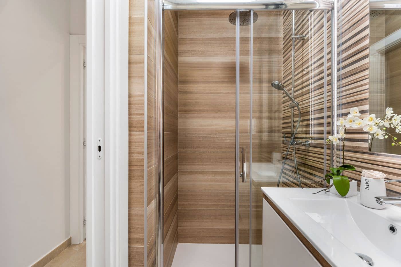 2 bedroom Apartment for sale in Torrevieja with pool - € 249,000 (Ref: 9611479)