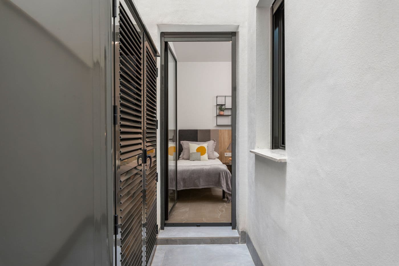 2 bedroom Apartment for sale in Torrevieja with pool - € 249,000 (Ref: 9611479)