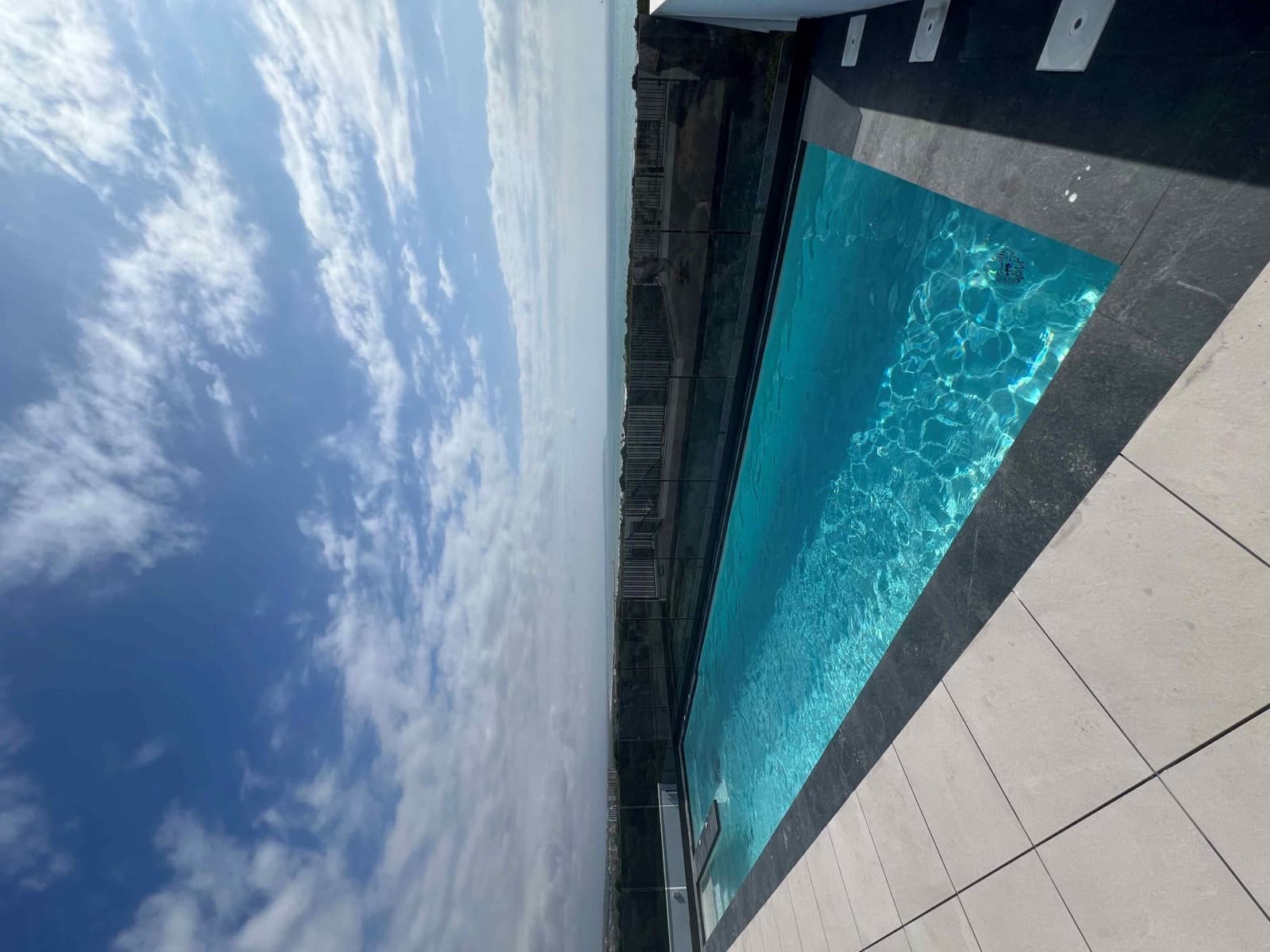 3 bedroom Penthouse for sale in Guardamar del Segura with pool - € 795,000 (Ref: 9621752)