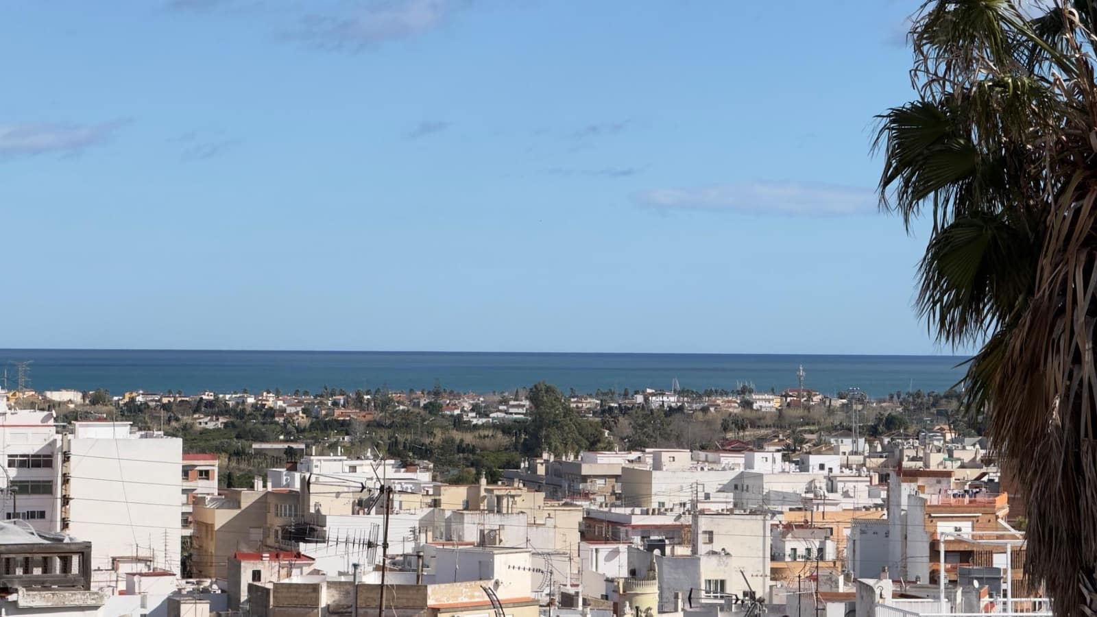 Adosado de 4 habitaciones en Oliva en venta - 139.000 € (Ref: 9627446)