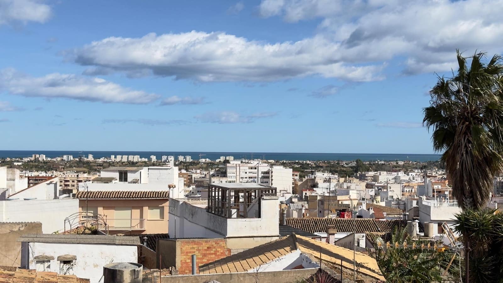 Adosado de 4 habitaciones en Oliva en venta - 139.000 € (Ref: 9627446)