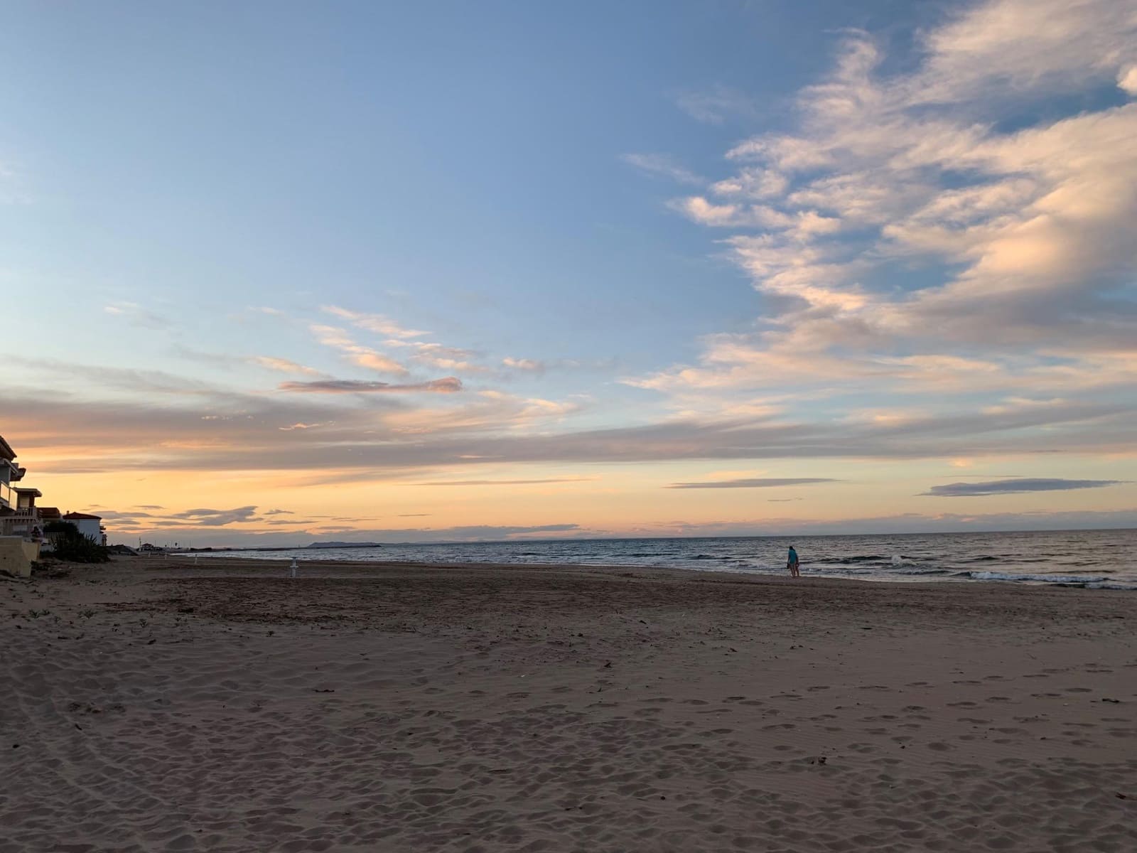 Adosado de 4 habitaciones en Oliva en venta - 139.000 € (Ref: 9627446)