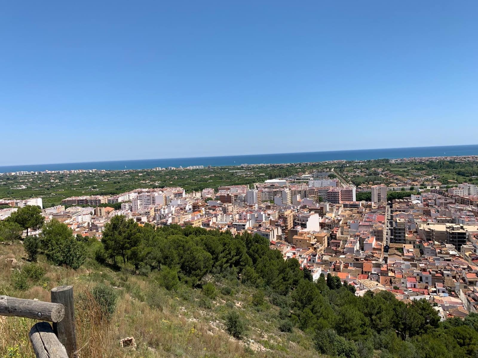 Adosado de 4 habitaciones en Oliva en venta - 139.000 € (Ref: 9627446)