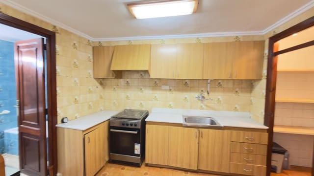 4 slaapkamer Rijtjeshuis te koop in Oliva - € 139.000 (Ref: 9627446)