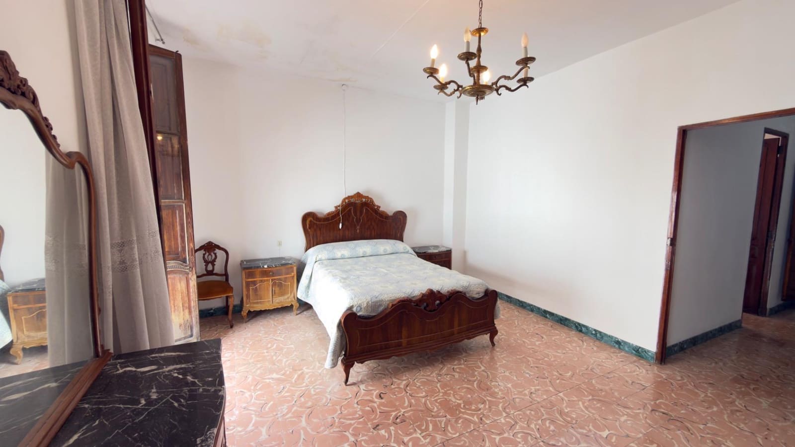 Adosado de 4 habitaciones en Oliva en venta - 139.000 € (Ref: 9627446)