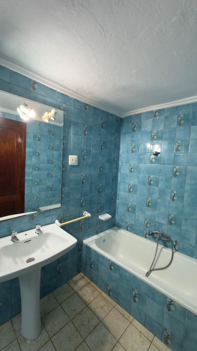 4 makuuhuone Rivitalo myytävänä paikassa Oliva - 134 000 € (Ref: 9627446)