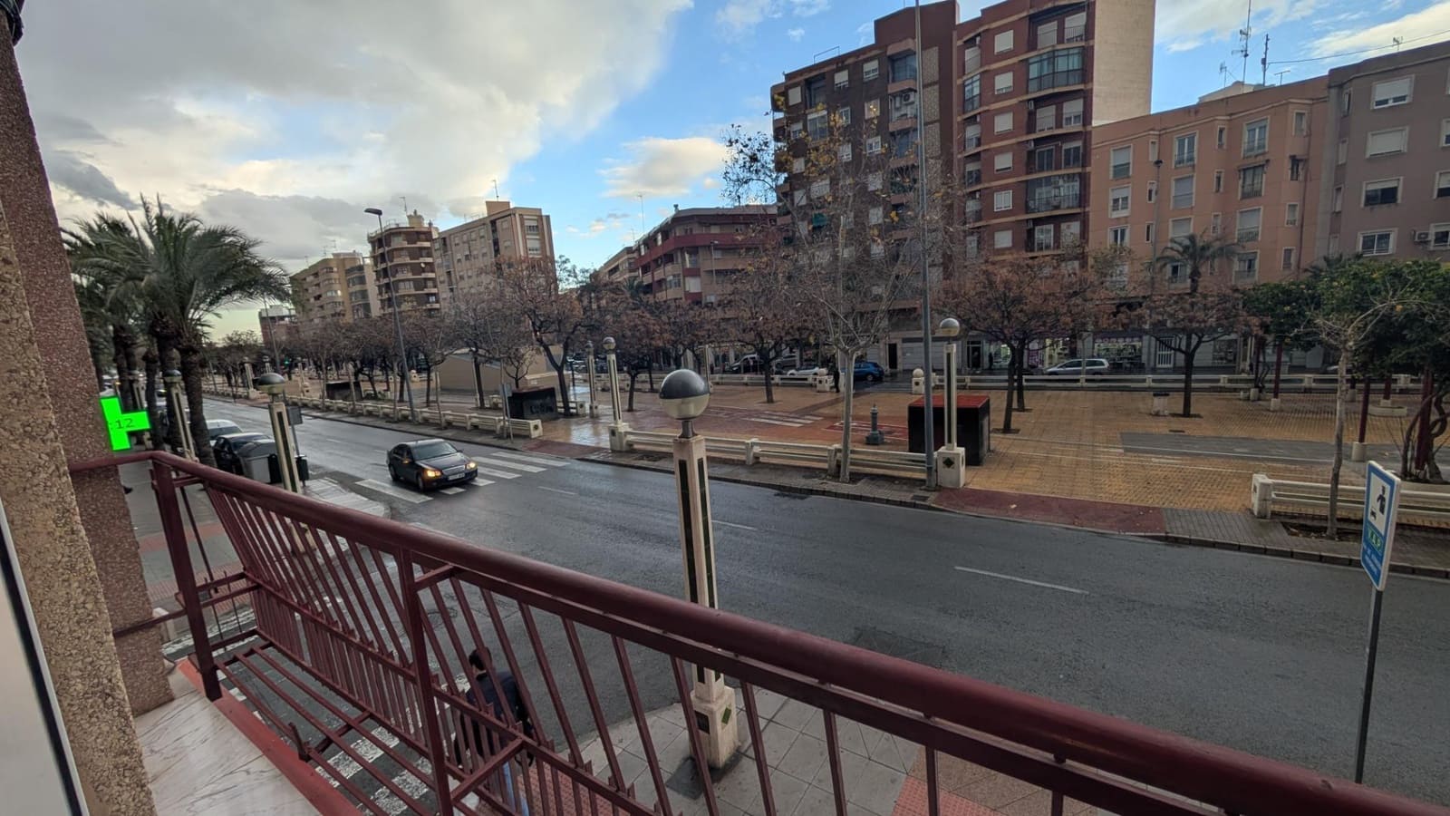 3 slaapkamer Flat te huur in Elche / Elx - € 700 (Ref: 9637507)