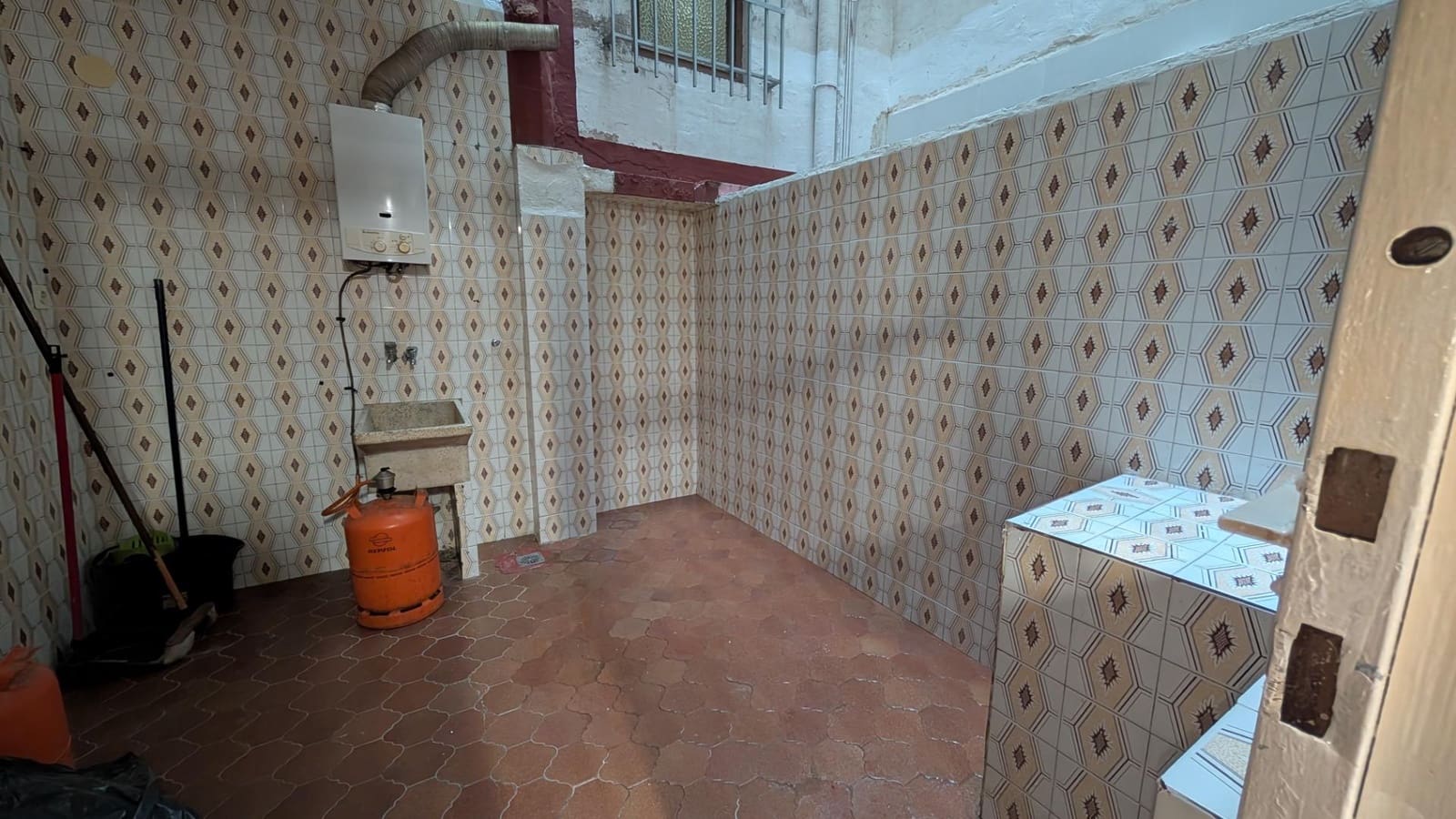 3 slaapkamer Flat te huur in Elche / Elx - € 700 (Ref: 9637507)
