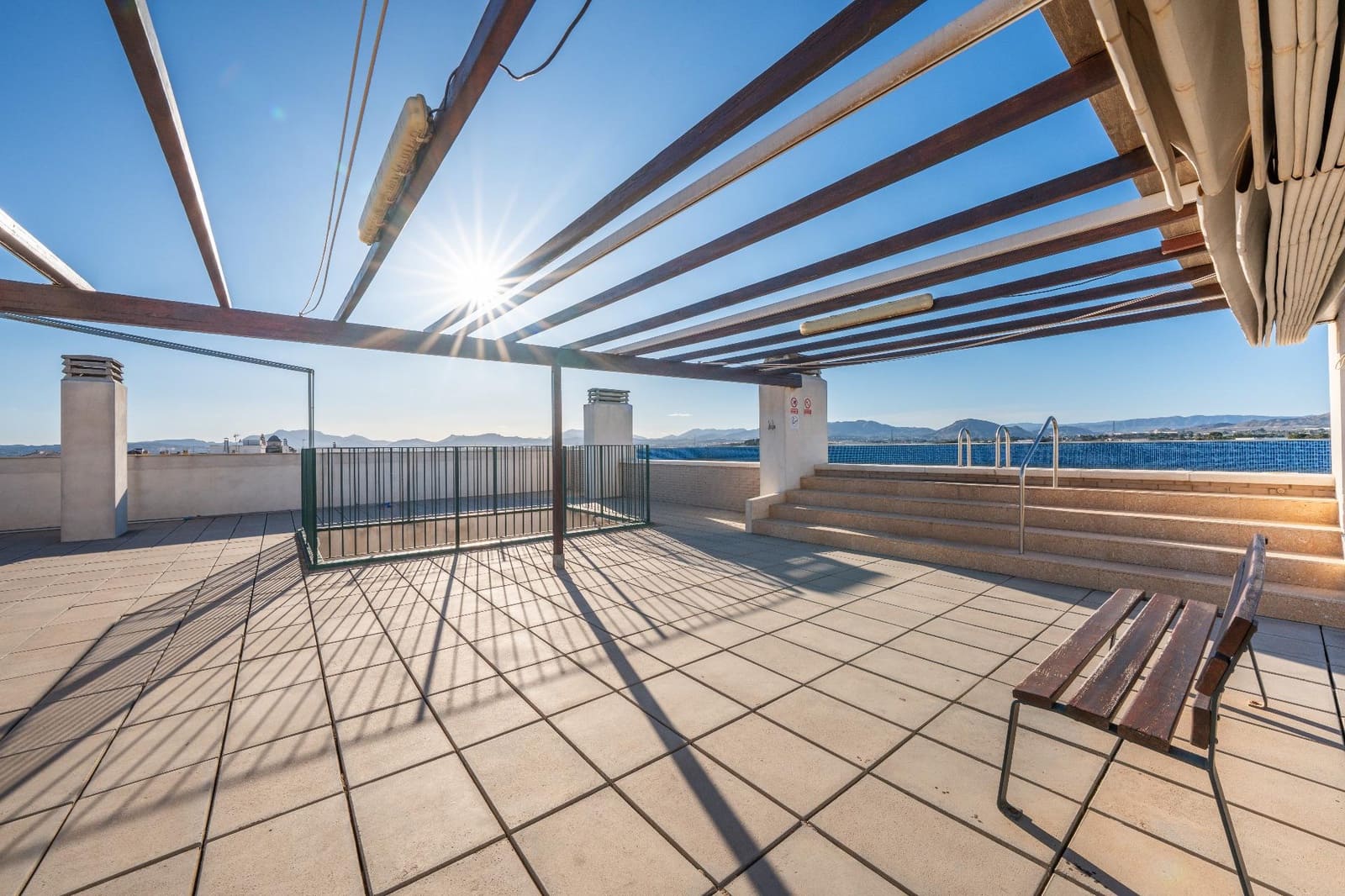 3 bedroom Flat for sale in Monforte del Cid with pool garage - € 155,000 (Ref: 9637508)