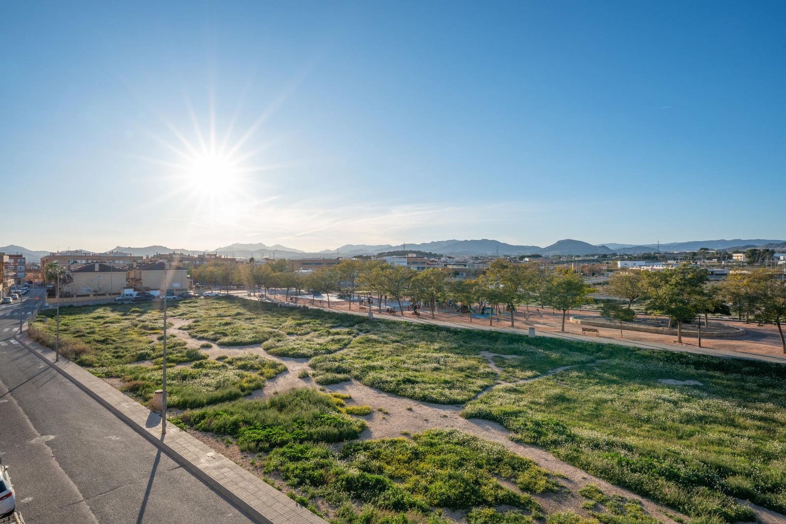 3 bedroom Flat for sale in Monforte del Cid with pool garage - € 155,000 (Ref: 9637508)