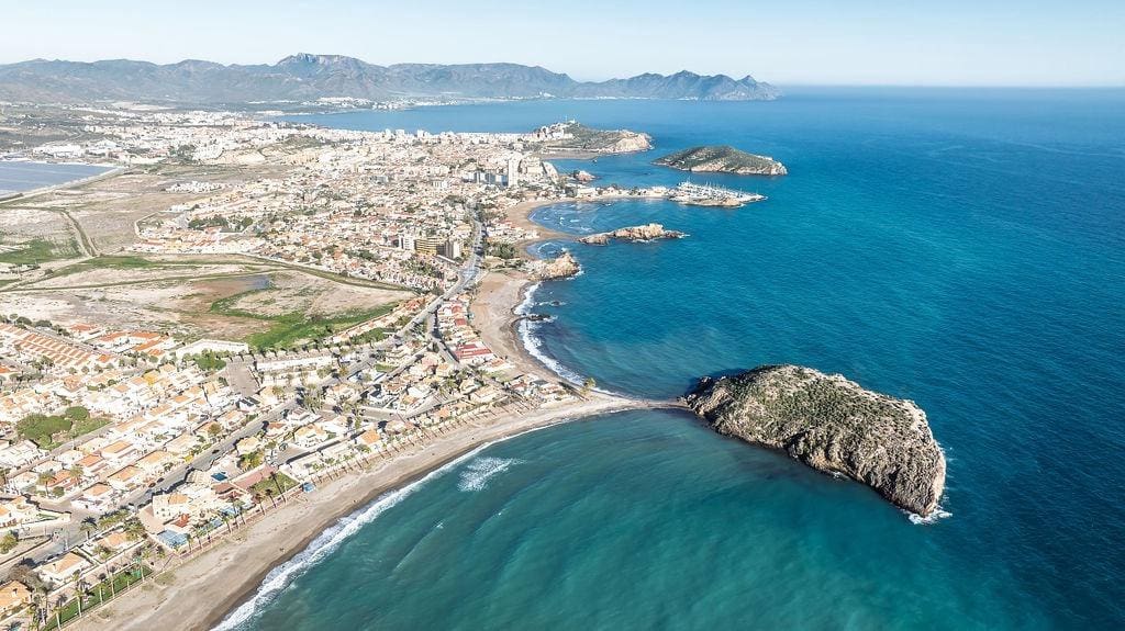 4 slaapkamer Villa te koop in Puerto de Mazarron met zwembad - € 1.500.000 (Ref: 9637509)