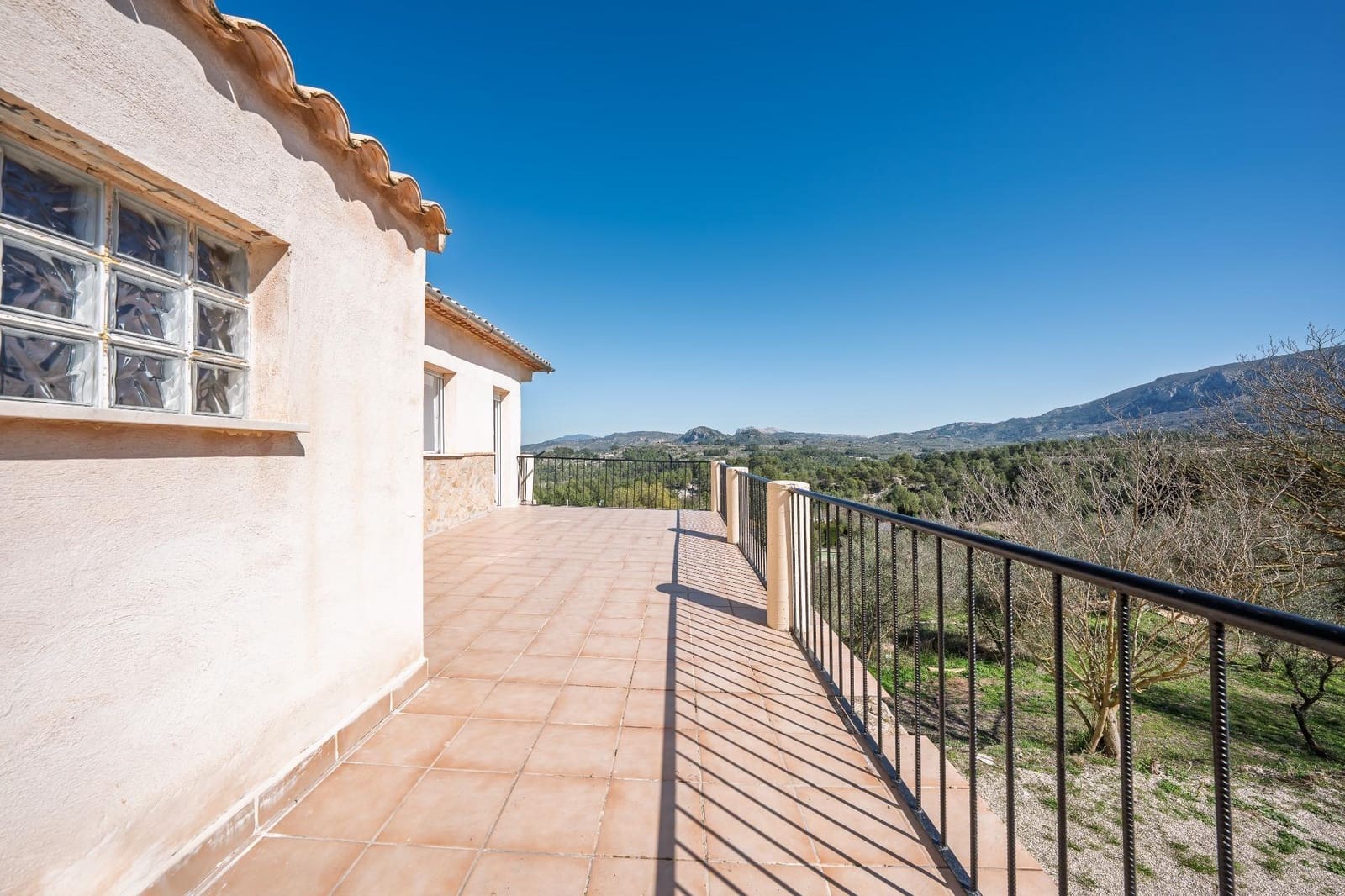 5 bedroom Finca/Country House for sale in Benimarfull with pool garage - € 395,000 (Ref: 9640369)