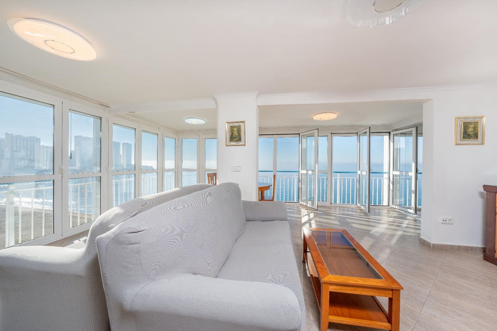 2 chambre Appartement à vendre à Benidorm avec garage - 858 000 € (Ref: 9644960)