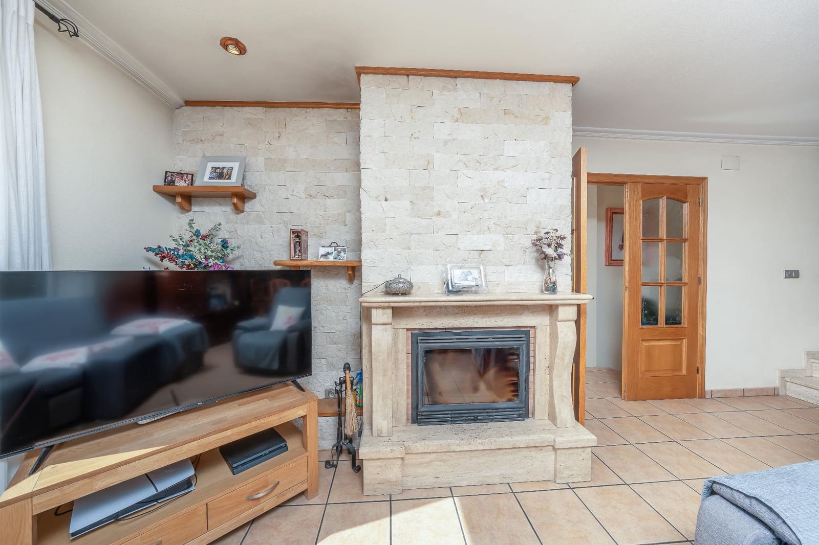 5 slaapkamer Rijtjeshuis te koop in Daya Nueva met garage - € 240.000 (Ref: 9644961)