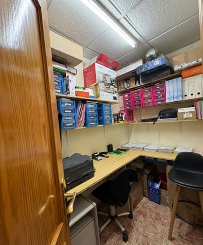 1 makuuhuone Kaupallinen myytävänä paikassa Monóvar / Monóver - 39 000 € (Ref: 9648061)