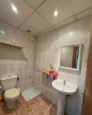 1 makuuhuone Kaupallinen myytävänä paikassa Monóvar / Monóver - 39 000 € (Ref: 9648061)