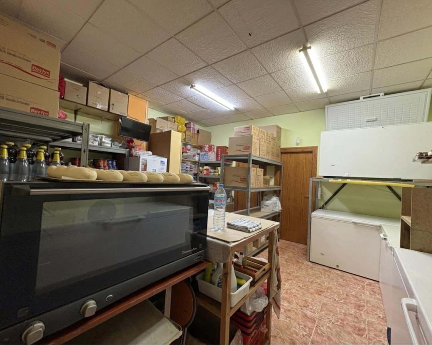 1 makuuhuone Kaupallinen myytävänä paikassa Monovar / Monover - 39 000 € (Ref: 9648061)