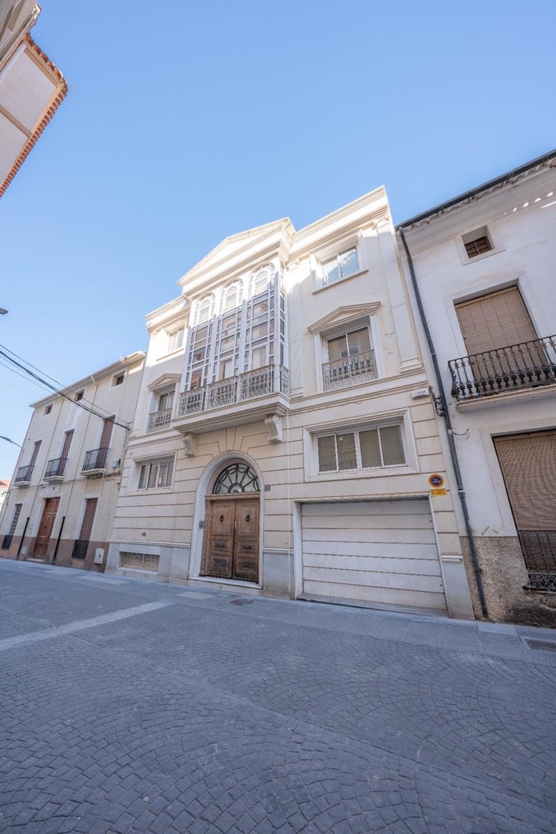 8 chambre Villa/Maison à vendre à Almansa avec piscine garage - 1 195 000 € (Ref: 9651878)