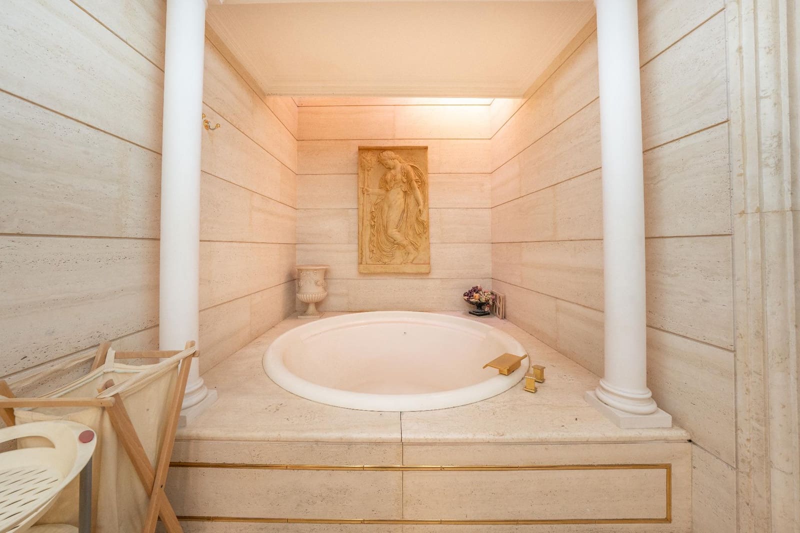 8 chambre Villa/Maison à vendre à Almansa avec piscine garage - 1 195 000 € (Ref: 9651878)