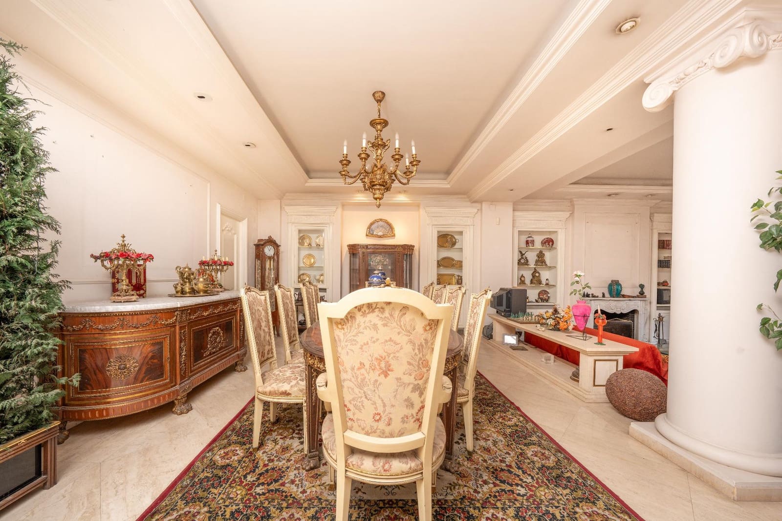 8 chambre Villa/Maison à vendre à Almansa avec piscine garage - 1 195 000 € (Ref: 9651878)