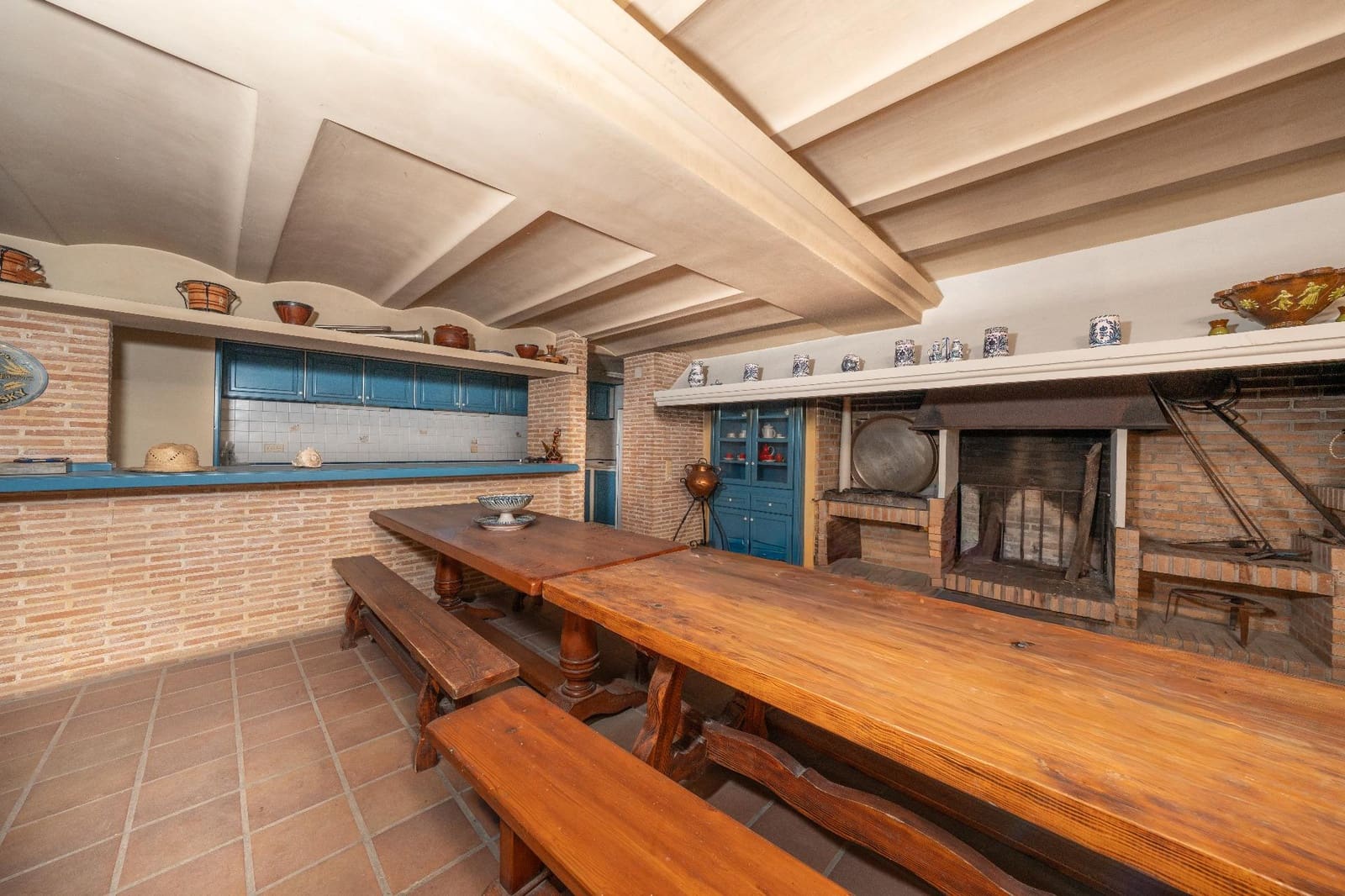 8 chambre Villa/Maison à vendre à Almansa avec piscine garage - 1 195 000 € (Ref: 9651878)