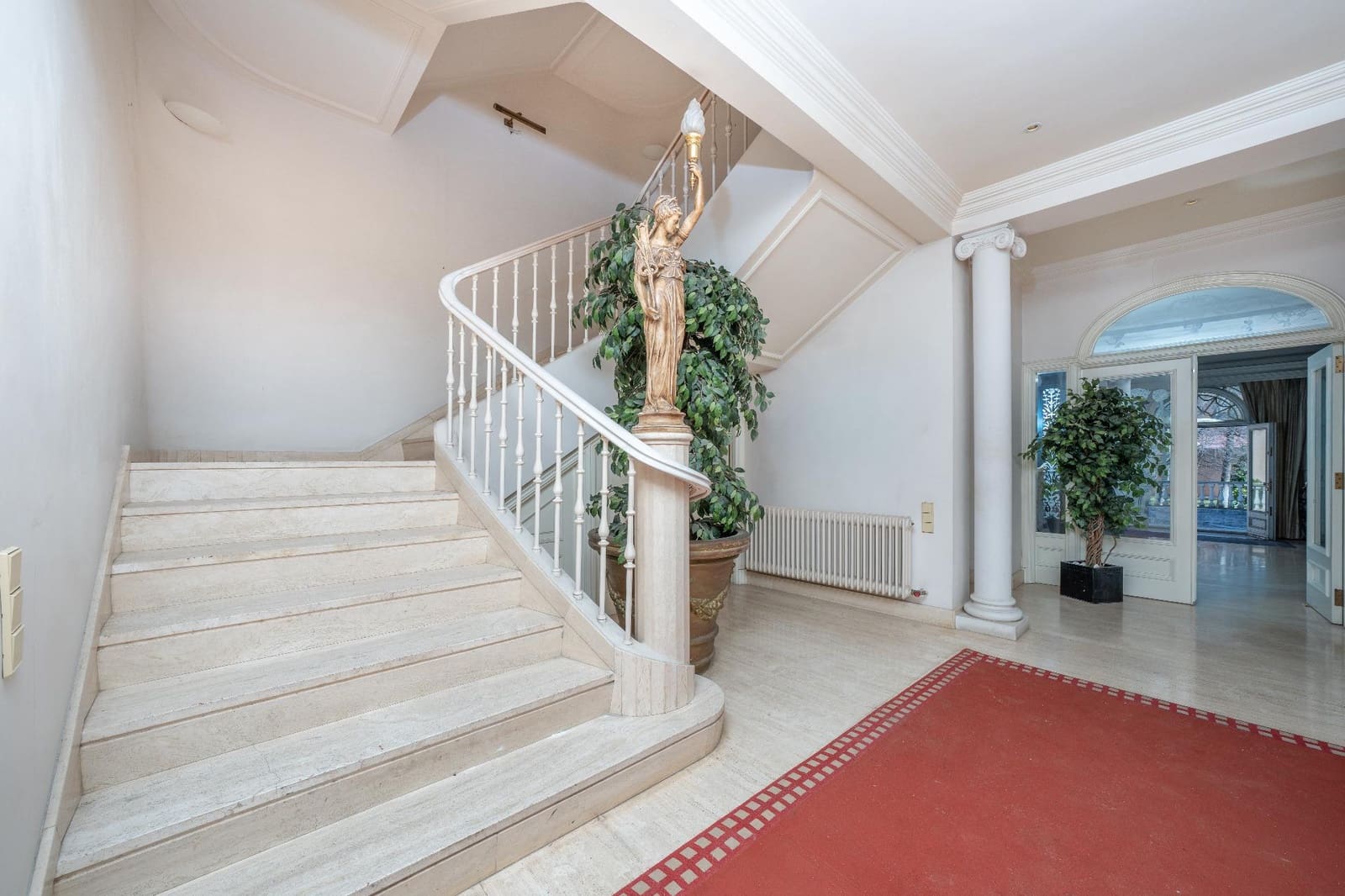 8 chambre Villa/Maison à vendre à Almansa avec piscine garage - 1 195 000 € (Ref: 9651878)