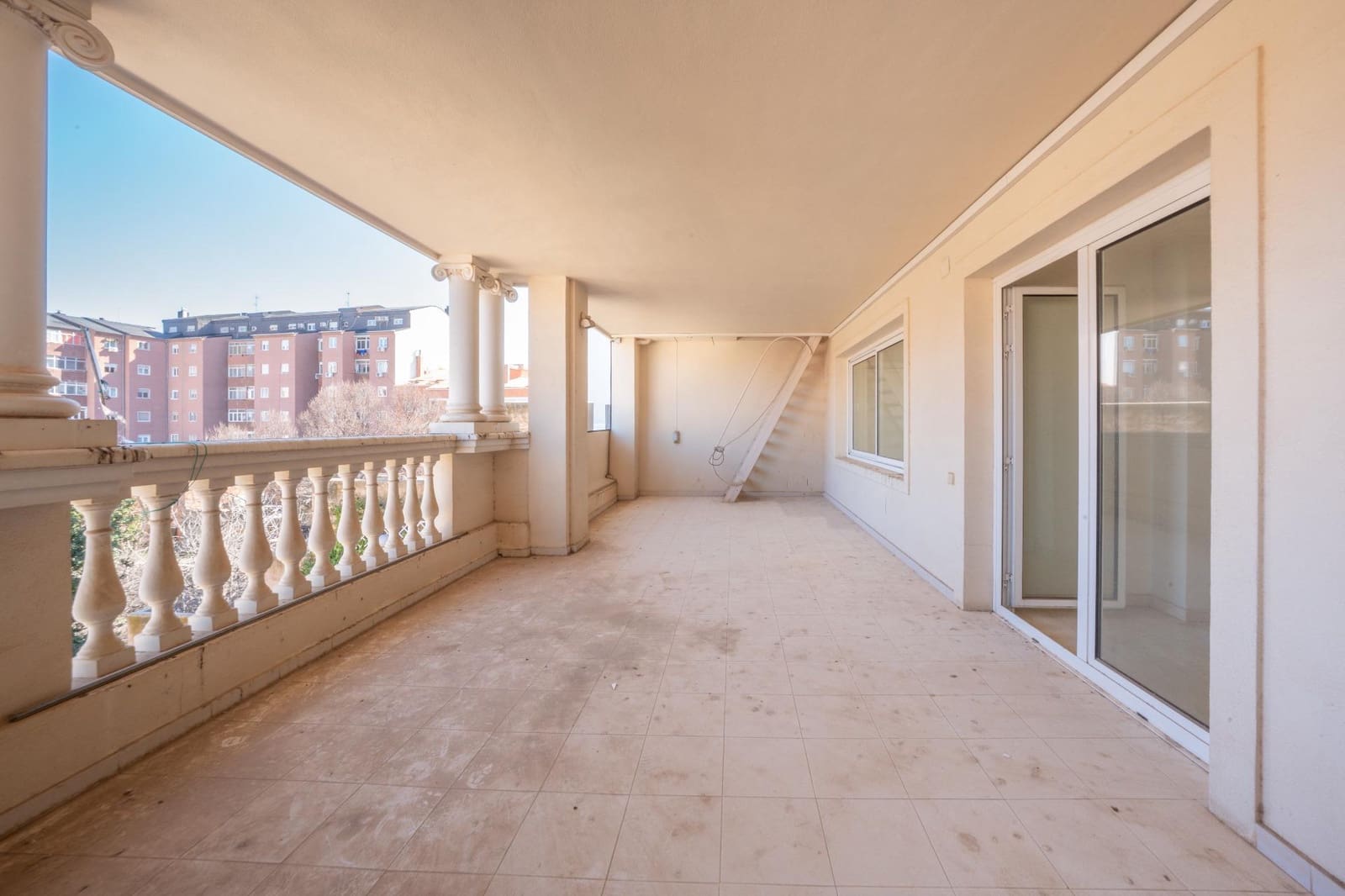 8 chambre Villa/Maison à vendre à Almansa avec piscine garage - 1 195 000 € (Ref: 9651878)