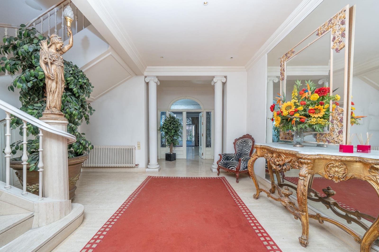 8 chambre Villa/Maison à vendre à Almansa avec piscine garage - 1 195 000 € (Ref: 9651878)