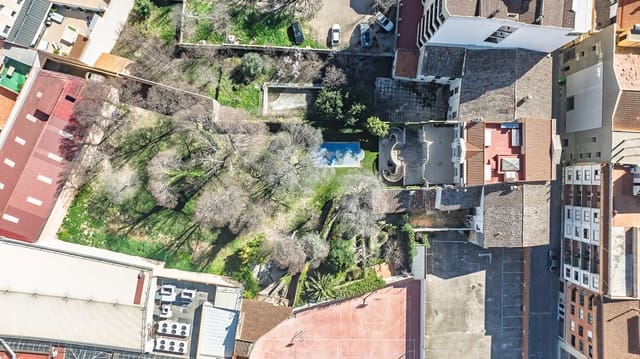 8 chambre Villa/Maison à vendre à Almansa avec piscine garage - 1 195 000 € (Ref: 9651878)