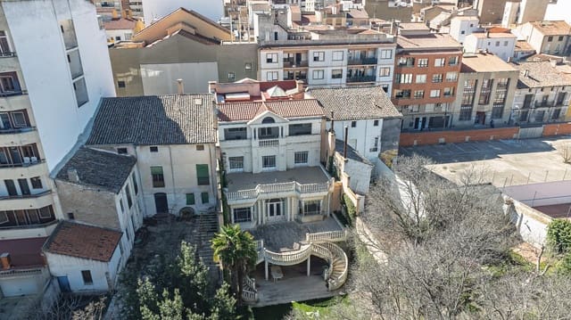 8 chambre Villa/Maison à vendre à Almansa avec piscine garage - 1 195 000 € (Ref: 9651878)