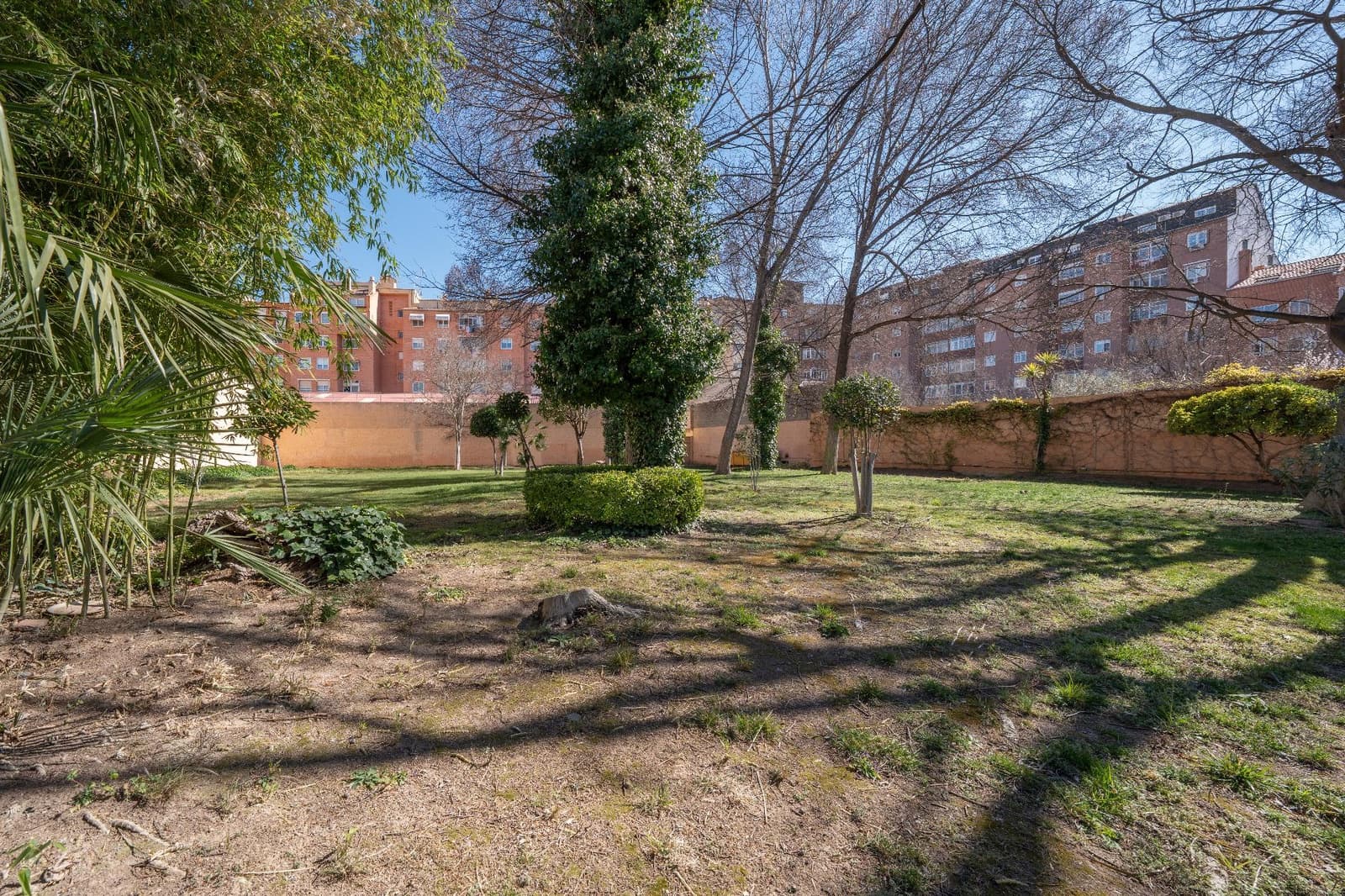 8 bedroom Villa for sale in Almansa with pool garage - € 1,095,000 (Ref: 9651878)
