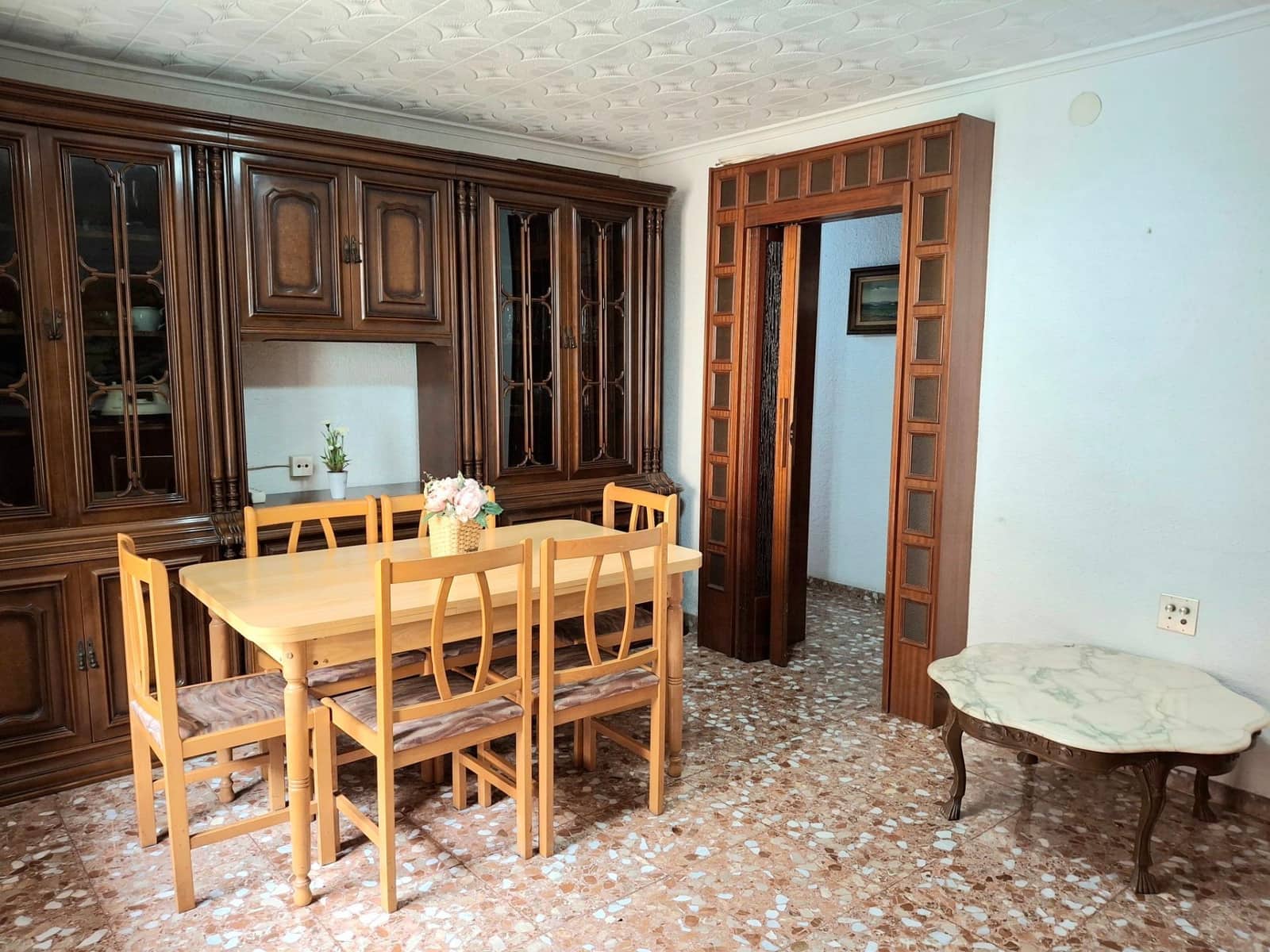 3 sovrum Lägenhet att hyra i Alicante stad - 800 € (Ref: 9651879)