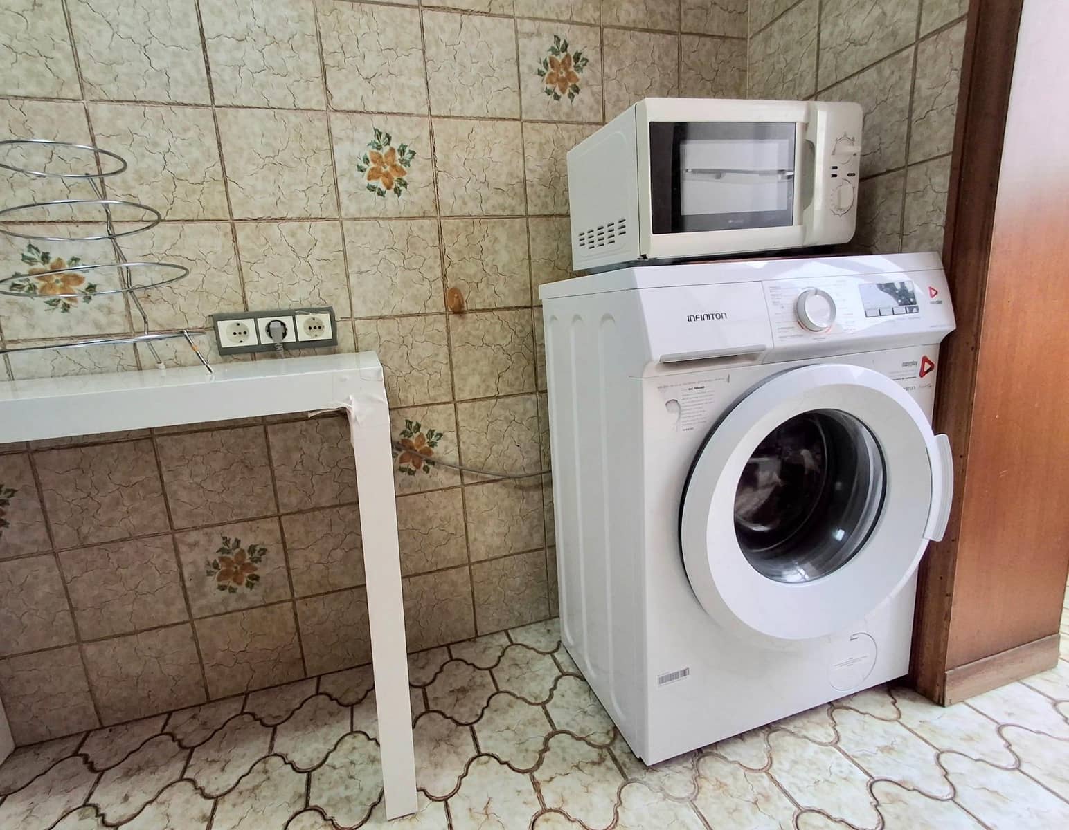 3 sovrum Lägenhet att hyra i Alicante stad - 800 € (Ref: 9651879)