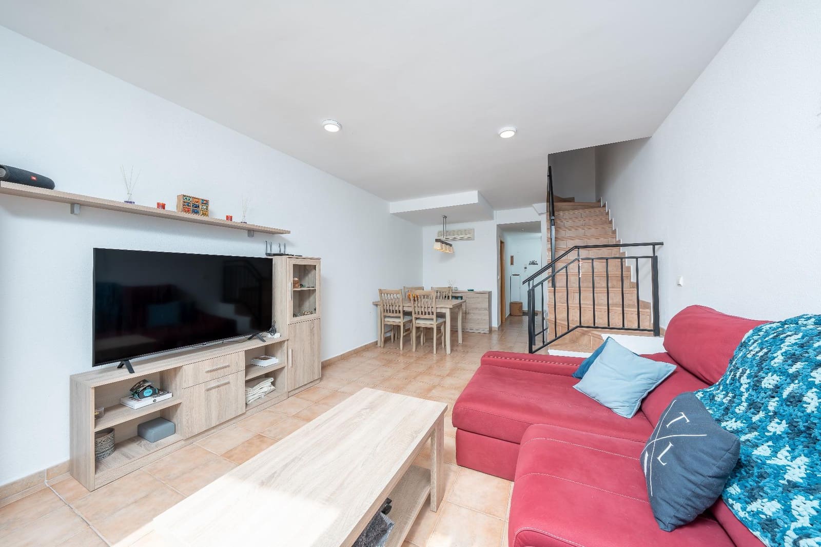 2 bedroom Apartment for sale in Finestrat with pool - € 265,900 (Ref: 9651880)