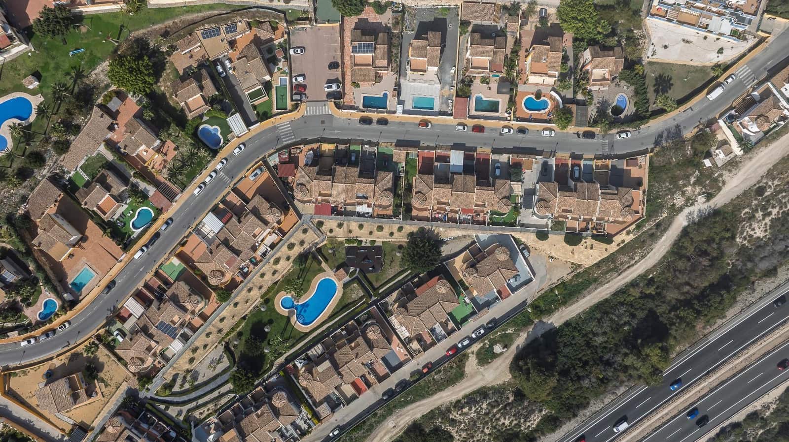 2 bedroom Apartment for sale in Finestrat with pool - € 265,900 (Ref: 9651880)