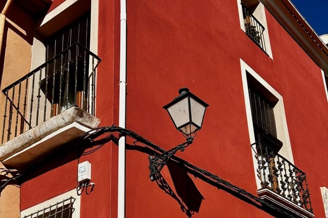 5 soverom Hus til salgs i Onil - € 495 000 (Ref: 9651890)