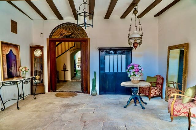 5 soverom Hus til salgs i Onil - € 495 000 (Ref: 9651890)