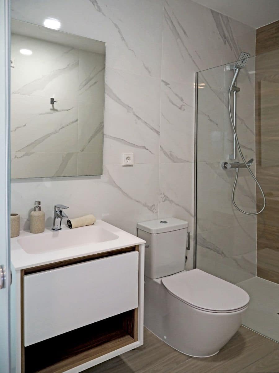 2 makuuhuone Huoneisto myytävänä paikassa Orihuela mukana uima-altaan - 309 900 € (Ref: 9656031)