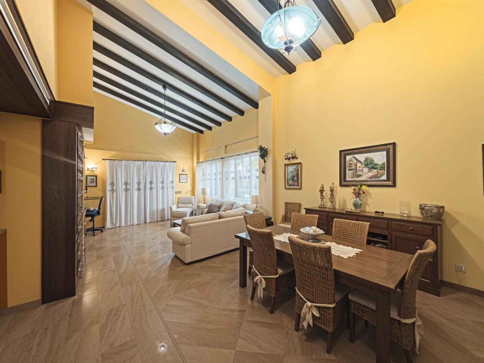 5 soveværelse Villa til salg i Almansa med swimmingpool - € 530.000 (Ref: 9659363)