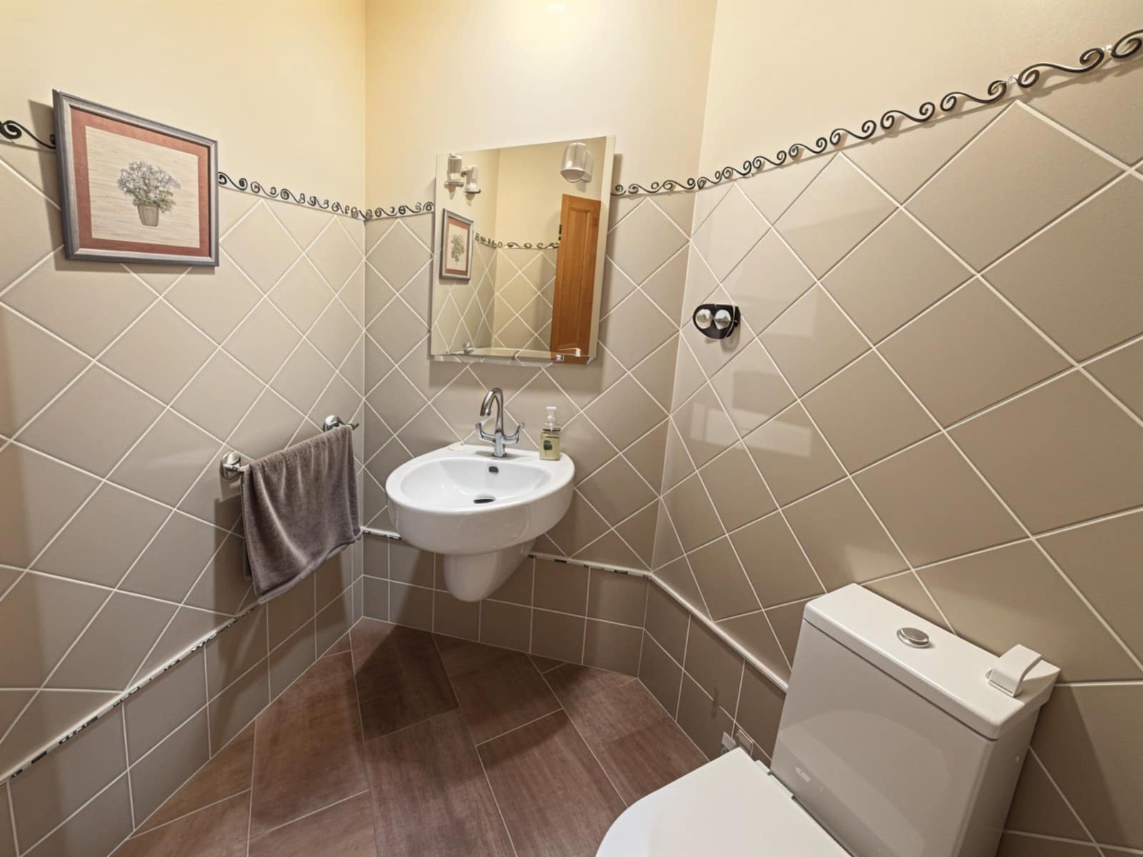 5 soveværelse Villa til salg i Almansa med swimmingpool - € 530.000 (Ref: 9659363)