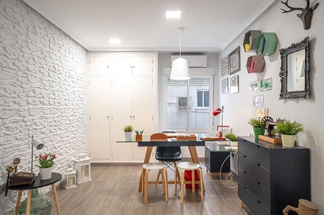 Piso de 3 habitaciones en Novelda en venta - 199.000 € (Ref: 9659364)