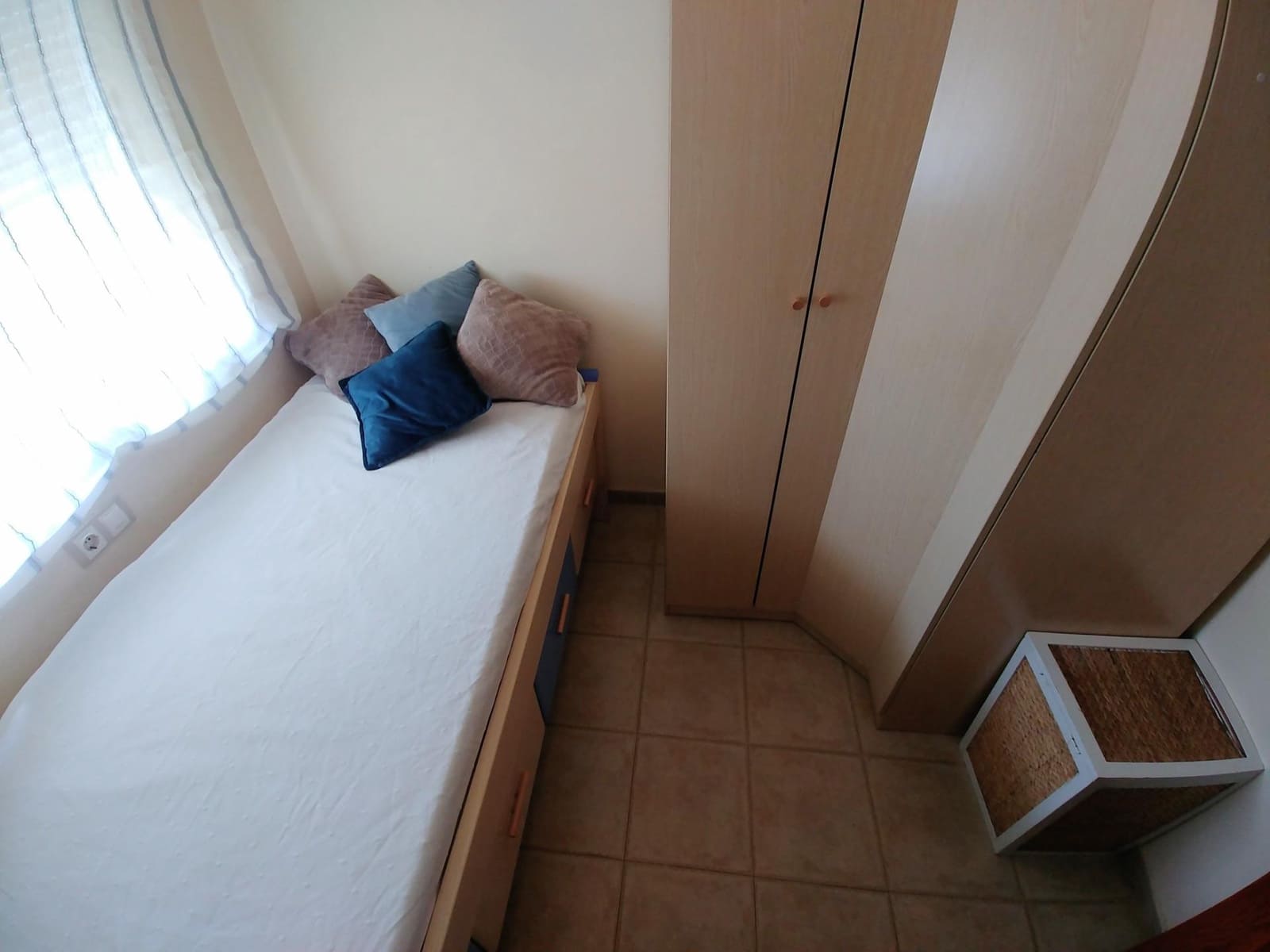 4 bedroom Bungalow for rent in Santa Pola with pool - € 900 (Ref: 9659365)