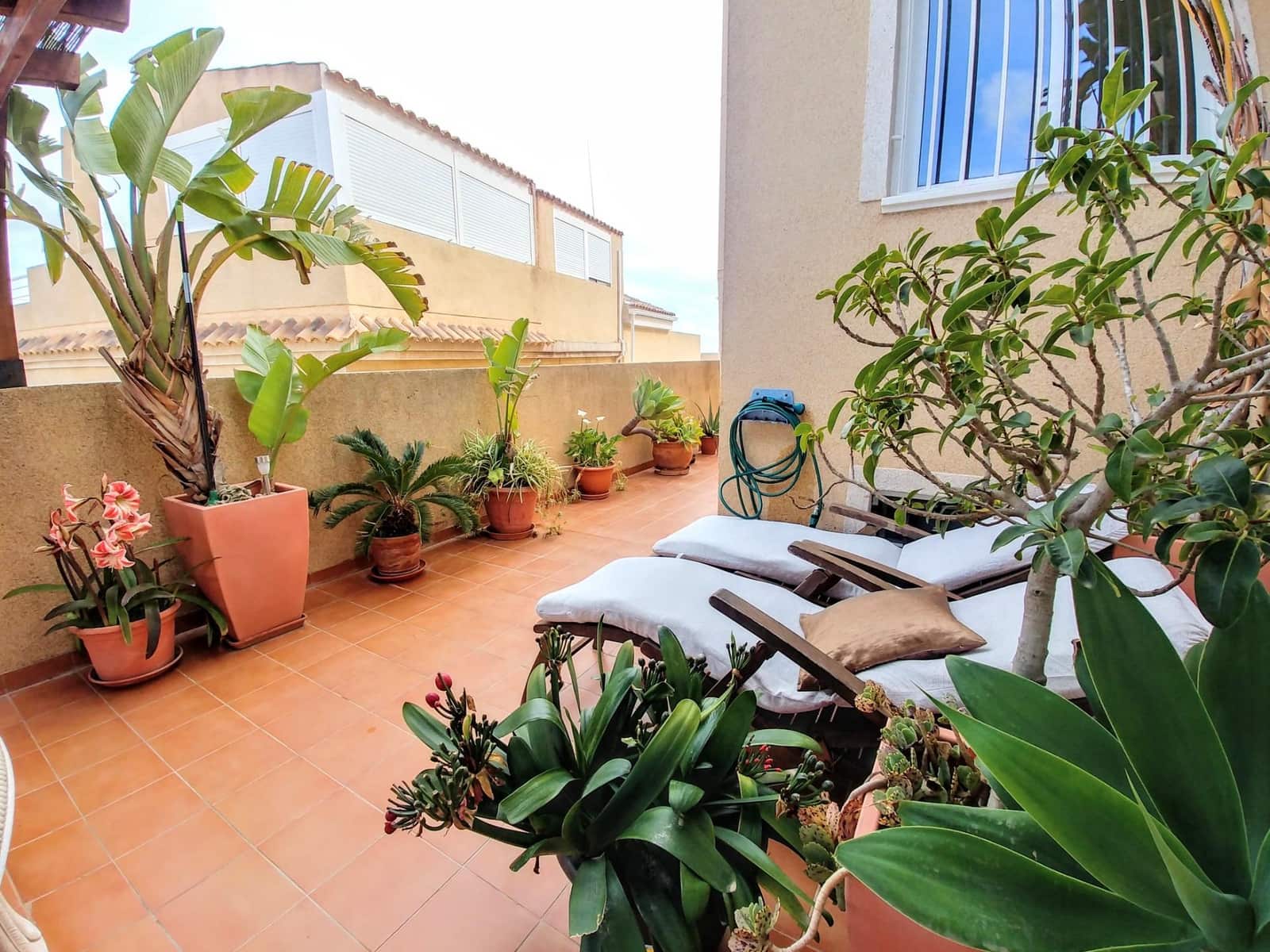 4 bedroom Bungalow for rent in Santa Pola with pool - € 900 (Ref: 9659365)