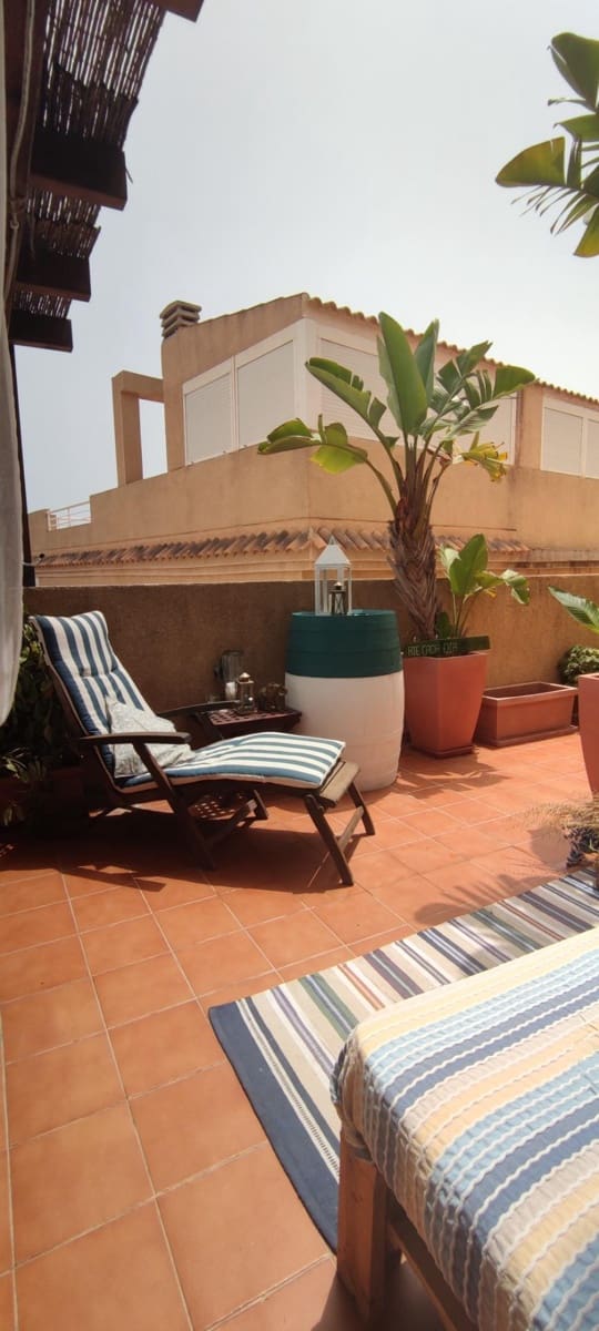 4 bedroom Bungalow for rent in Santa Pola with pool - € 900 (Ref: 9659365)